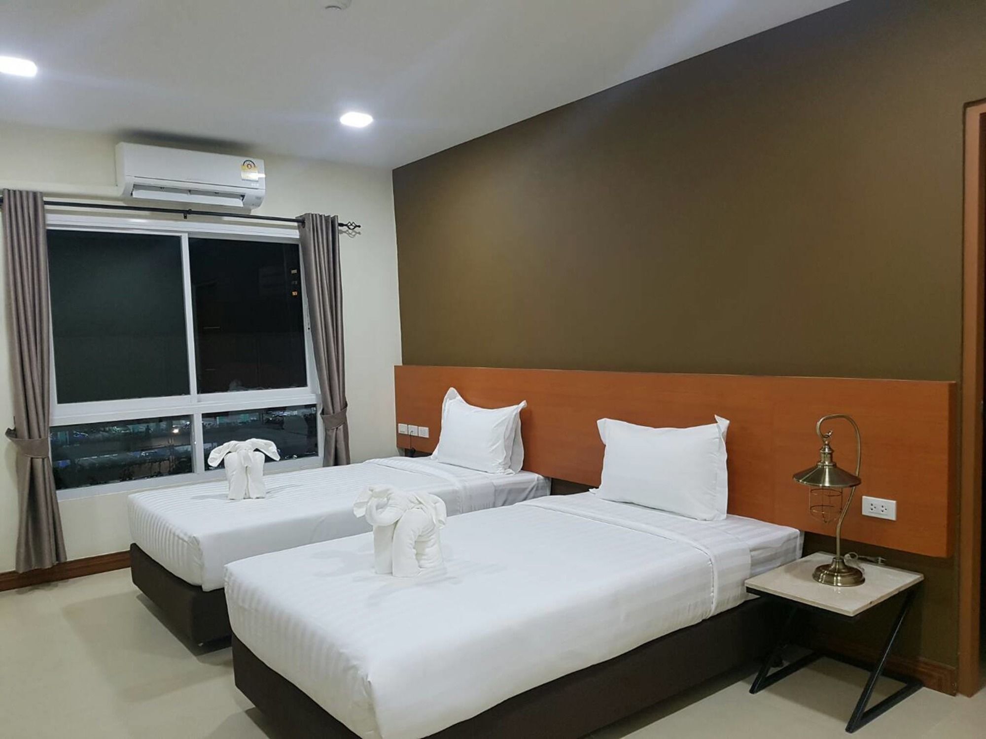 Devloft Hotel Korat Nakhon Ratchasima Luaran gambar